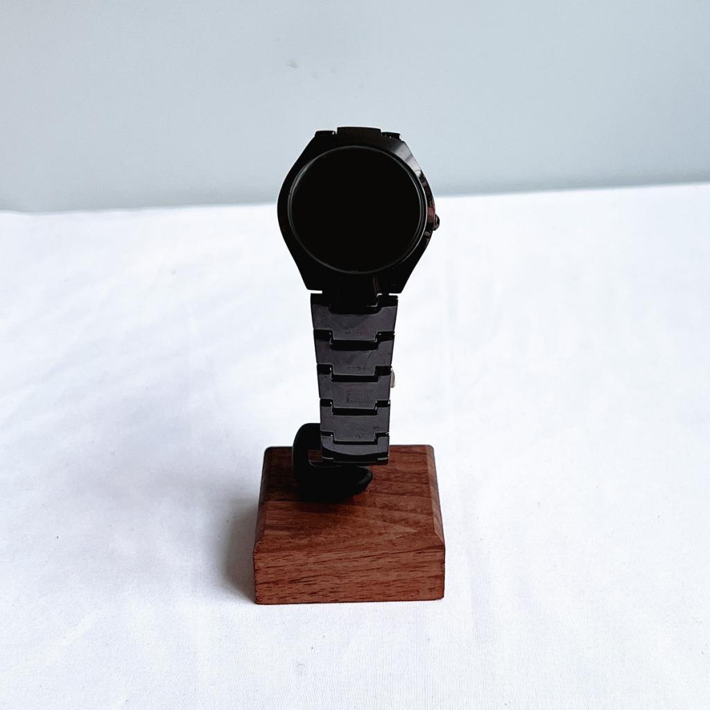 Jewelry And Watches Inc - Stojak na zegarki w kształcie litery