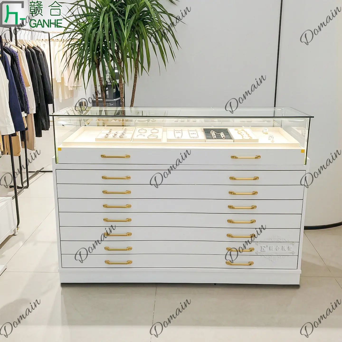 81 N – elegancka, szklana witr – Jewelry For Watches recenzja i cena
